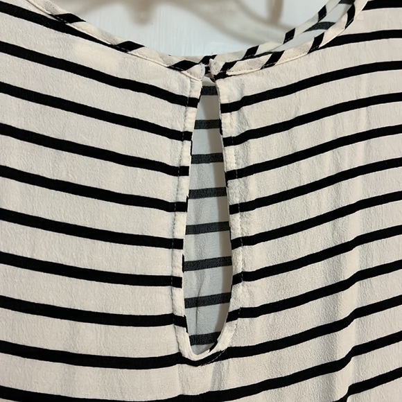 Striped Top - Picture 4 of 7